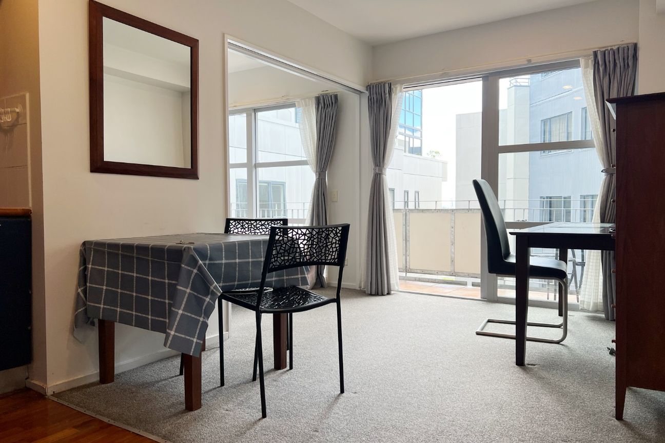 11E/82 Wakefield Street, City Centre - Vista 3