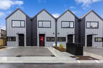 11 Raeble Walkington Lane, Wallaceville