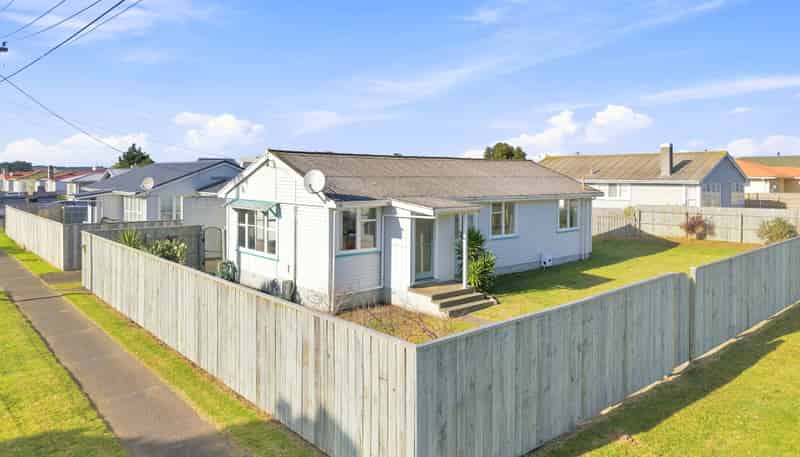 24 Titoki Street, Castlecliff