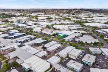 VERSATILE ROSEDALE INDUSTRIAL: 222M²

