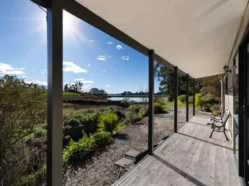 9 & 19 Rowling Loop, Lower Moutere