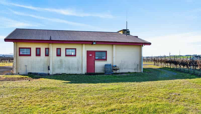 2290 State Highway 50, Roys Hill