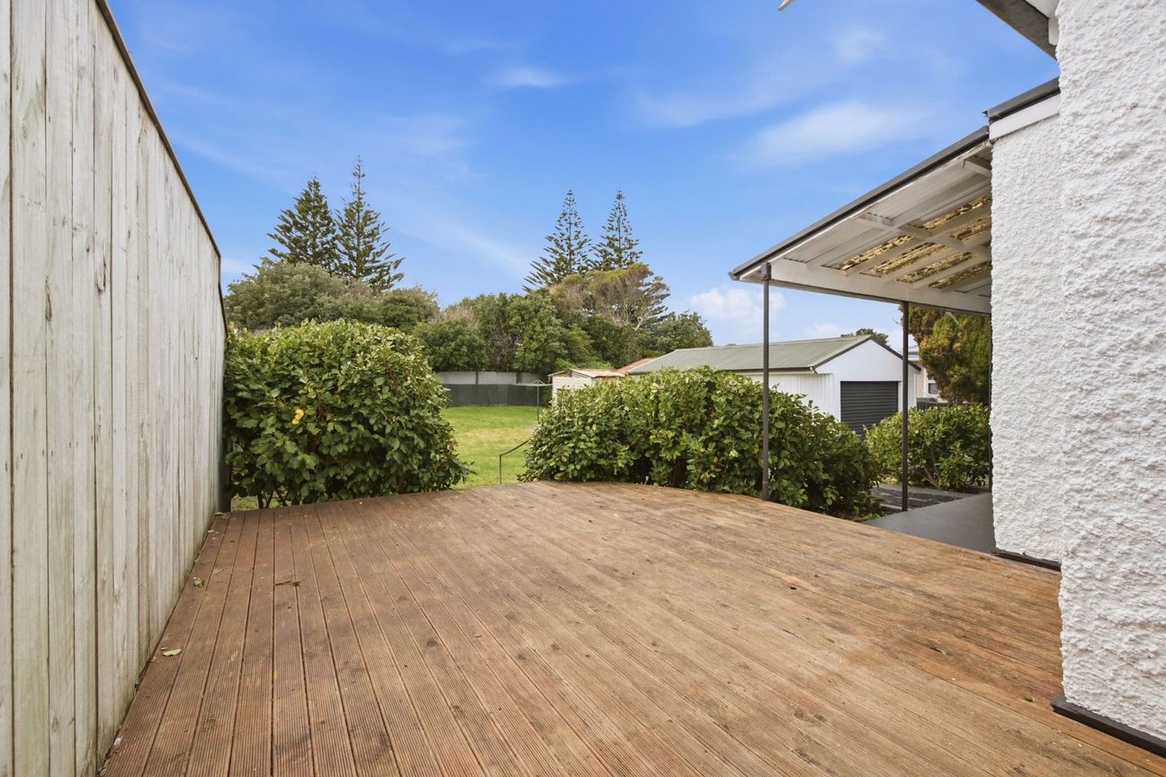 Beachside beauty with a Kiwi lifestyle to love! - Aanzicht 3