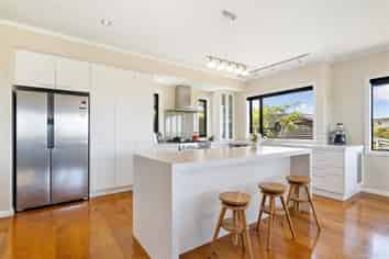 21 Bayview Park Lane, Orewa