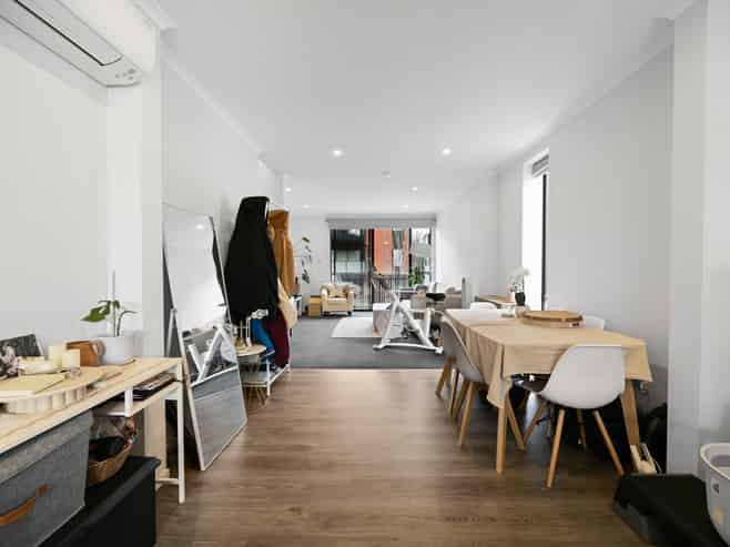 24/182 London Street, Hamilton Central