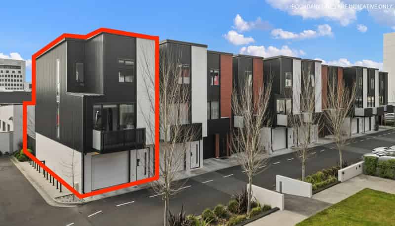 24/182 London Street, Hamilton Central