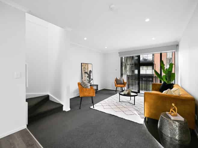 24/182 London Street, Hamilton Central