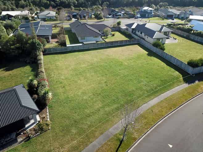 68 Montgomery Crescent, Kinloch