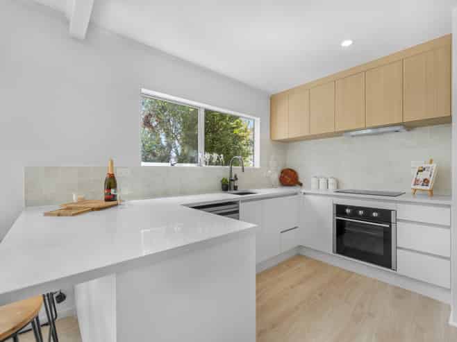 28 Annison Ave, Glen Eden