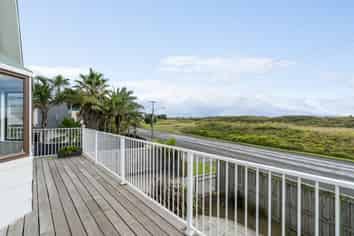 350 Papamoa Beach Road, Papamoa
