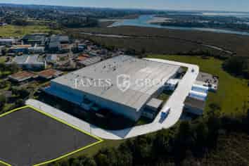 $25/m² YARDS FOR LEASE - FULLY SERVICED