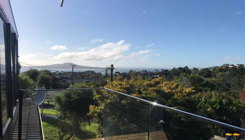 27 Peter Terrace, Castor Bay