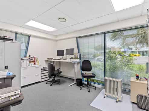 Premium Albany Location