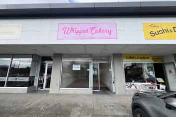 Bite-sized retail with excellent exposure