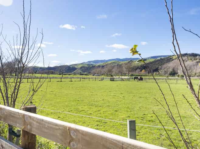 19 River Road, Ashhurst