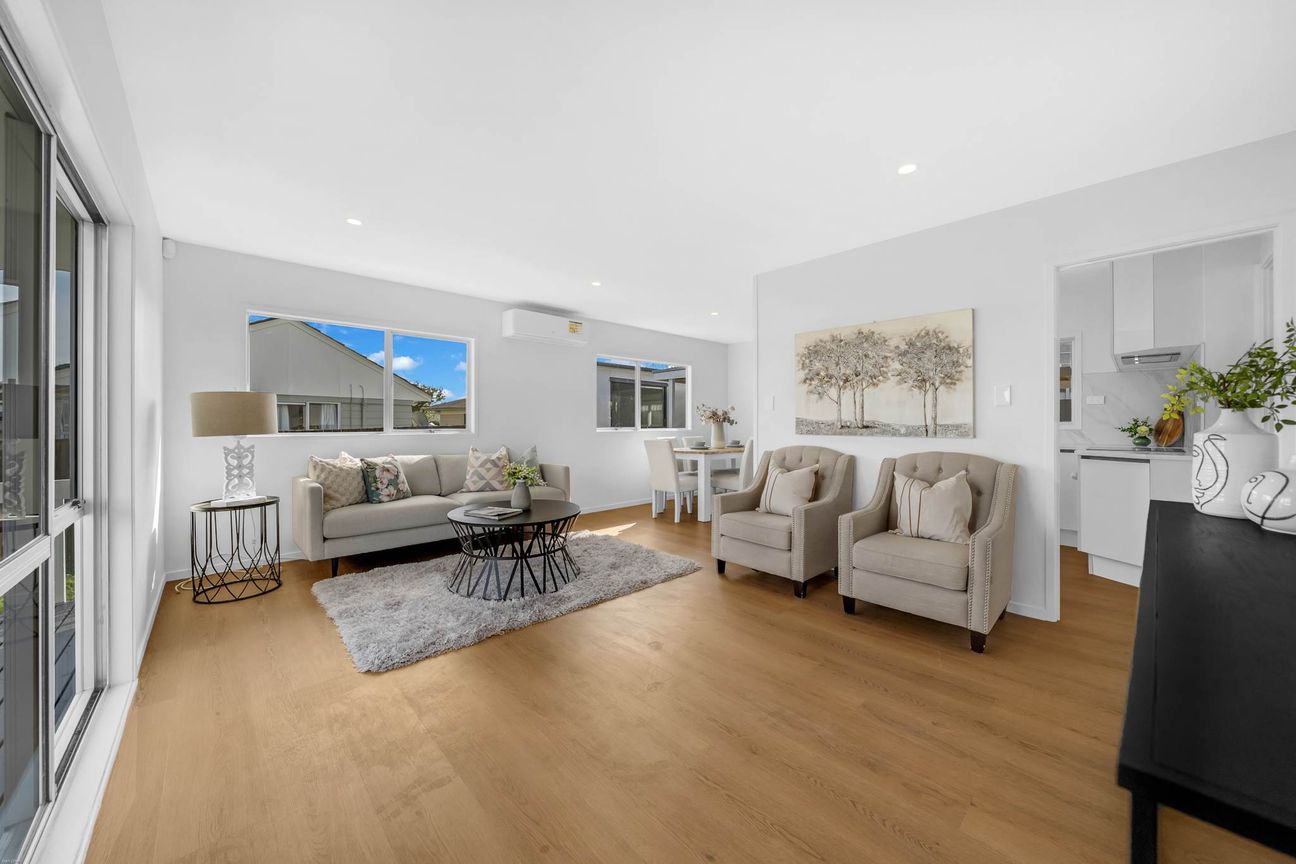 Urgent Sale - Vista 6
