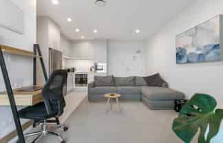 807/8 Waikumete Road, Glen Eden