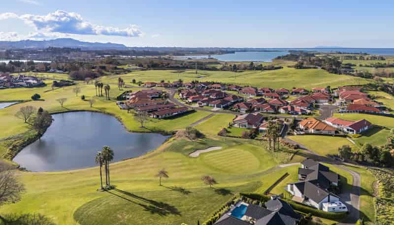 15/46 Sharp Road, Katikati