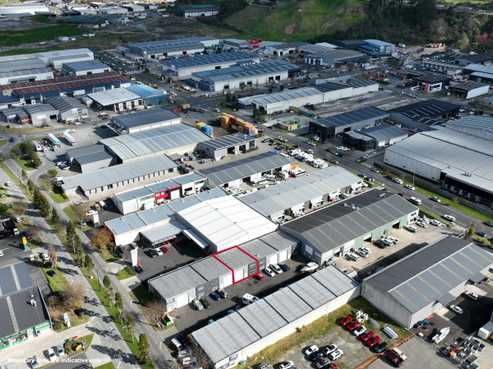 Taurikura Drive warehouse & office