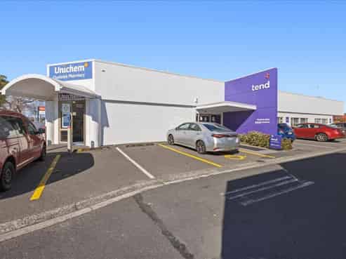 Healthcare investment with national tenants