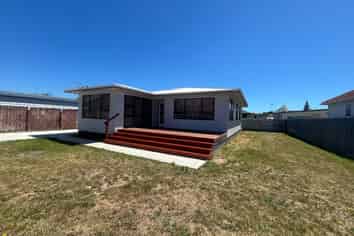 15 Queenwood Road, Levin