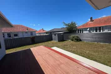 15 Queenwood Road, Levin