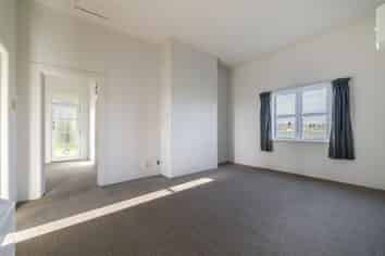 Manawatu / Whanganui - Address withheld
