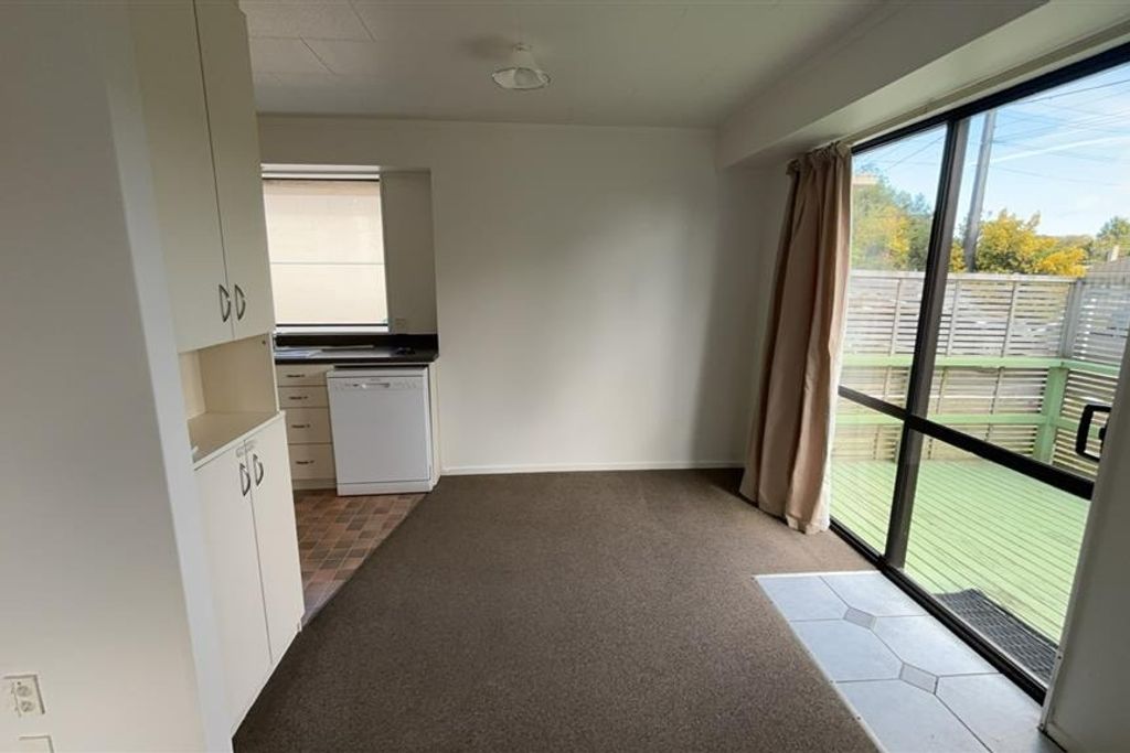 2 Turoa Road, Whanganui East - Vista 2