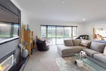 6 D'urville Place, Kelvin Grove