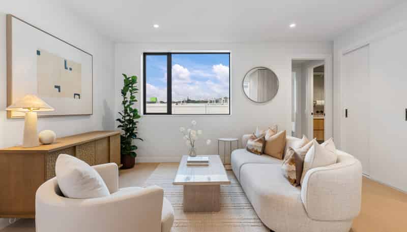 81 Carlton Gore Road, Newmarket