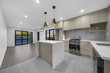 7C Tairere Crescent, Rosehill, Papakura