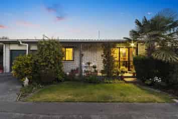 4/451 Main South Road, Hornby