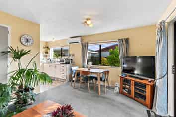 4/451 Main South Road, Hornby