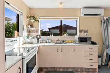 4/451 Main South Road, Hornby