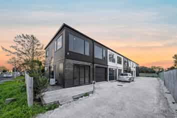 7E Tairere Crescent, Rosehill, Papakura