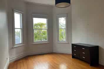 122 Williamson Avenue, Grey Lynn