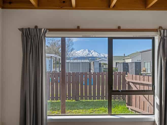 73b Arawa Street, Ohakune