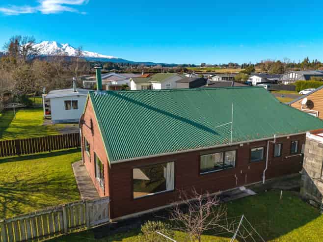 73b Arawa Street, Ohakune