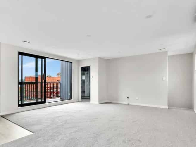1/24A Clayden Shuttleworth Street, Takanini