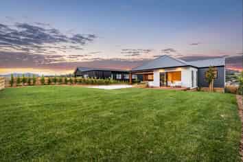 17 Penney Rise, Matakana