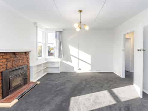 97 Broadway, Carterton