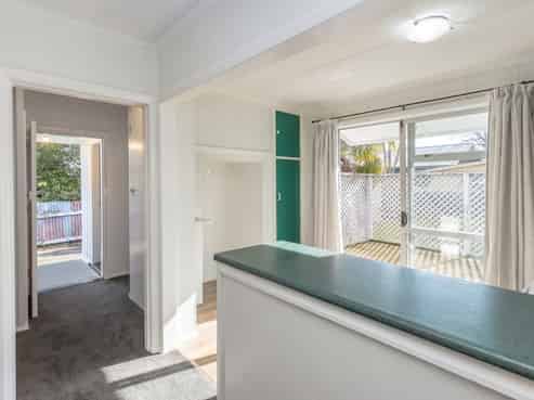 97 Broadway, Carterton
