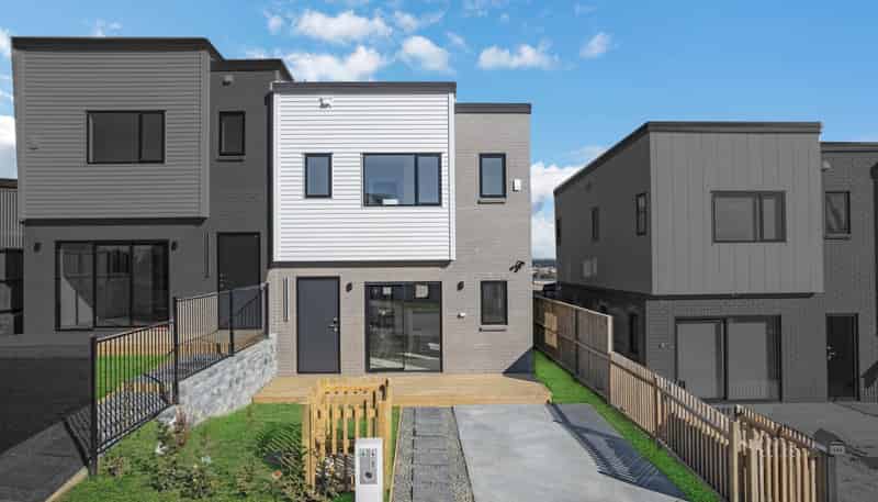 44B Crestview Rise, Papakura