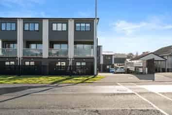 19/717 Sandringham Road , Mount Roskill