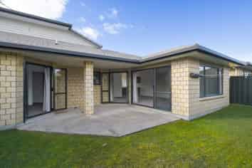 14/64 Kawaha Point Road, Kawaha Point
