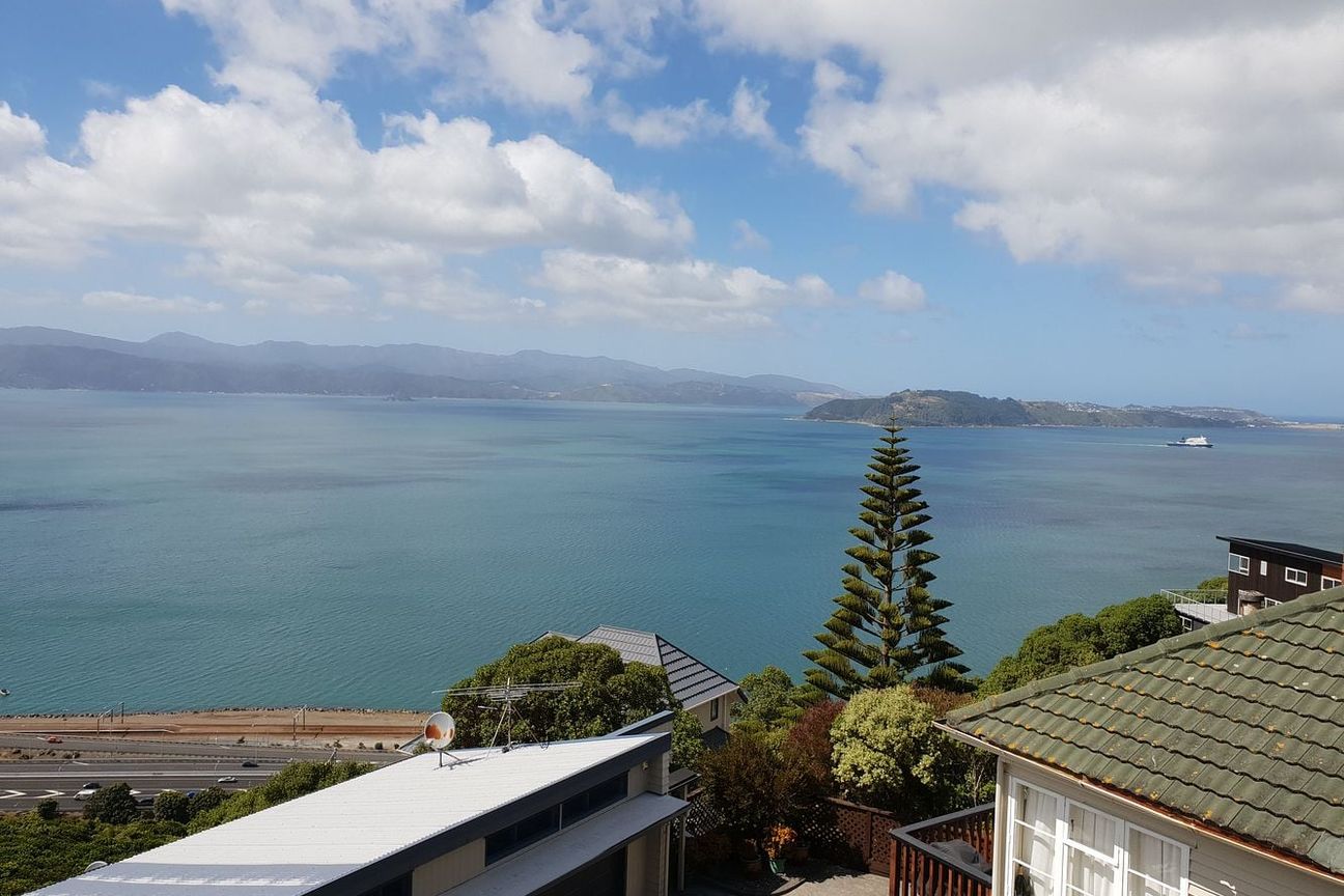 4 Bedroom House, Stunning Sea view - Bild 5