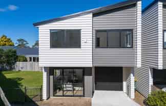 29A Mackenzie Street, Te Atatu South