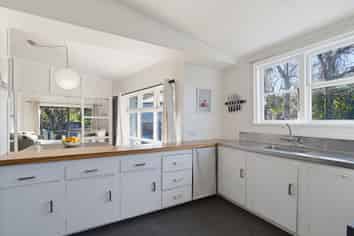 13 Harker Street, Waipawa
