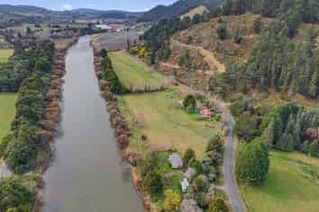 1922 Motueka Valley Highway, Ngatimoti