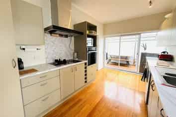 6 Marau Crescent, Mission Bay